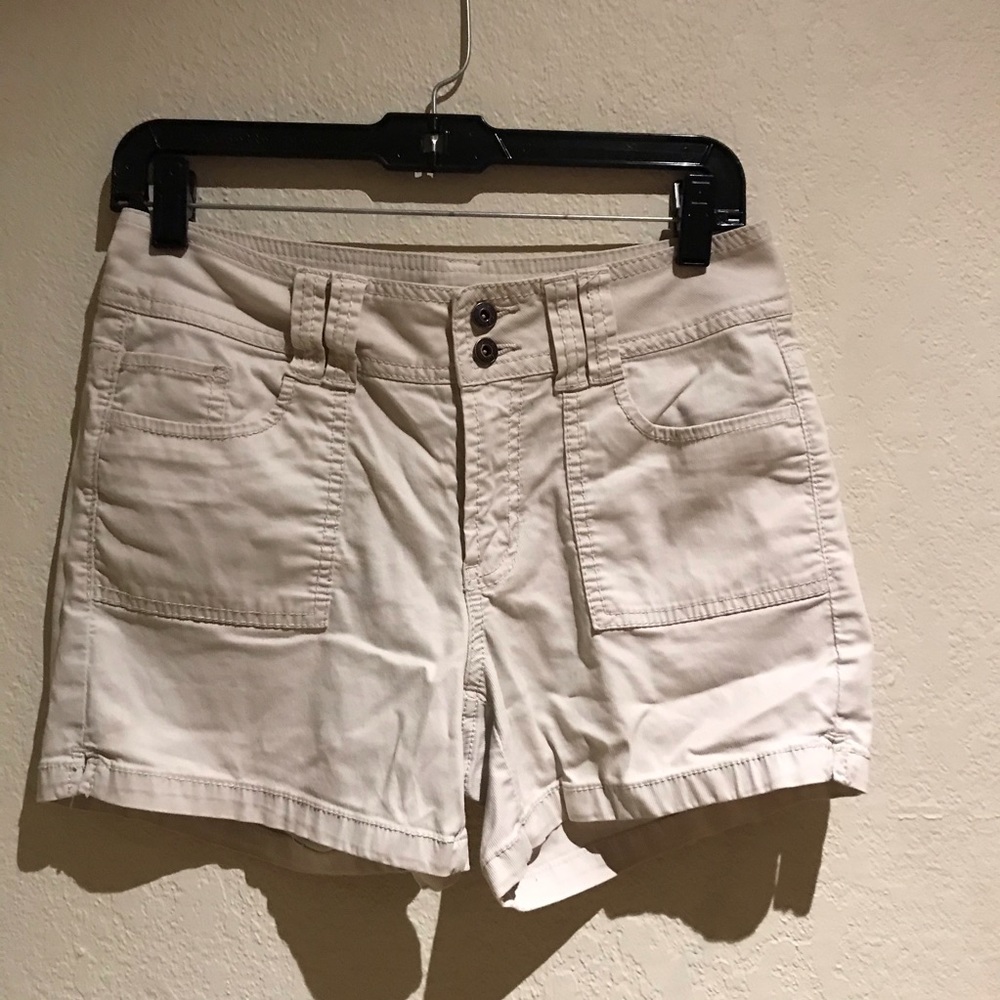 High Sierra White Shorts